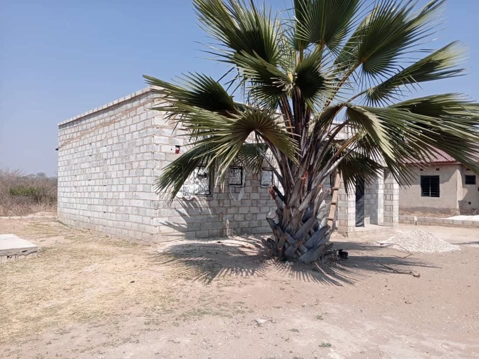 Property for sale in 15 miles shawafwa village Property for sale in 15 miles shawafwa village near